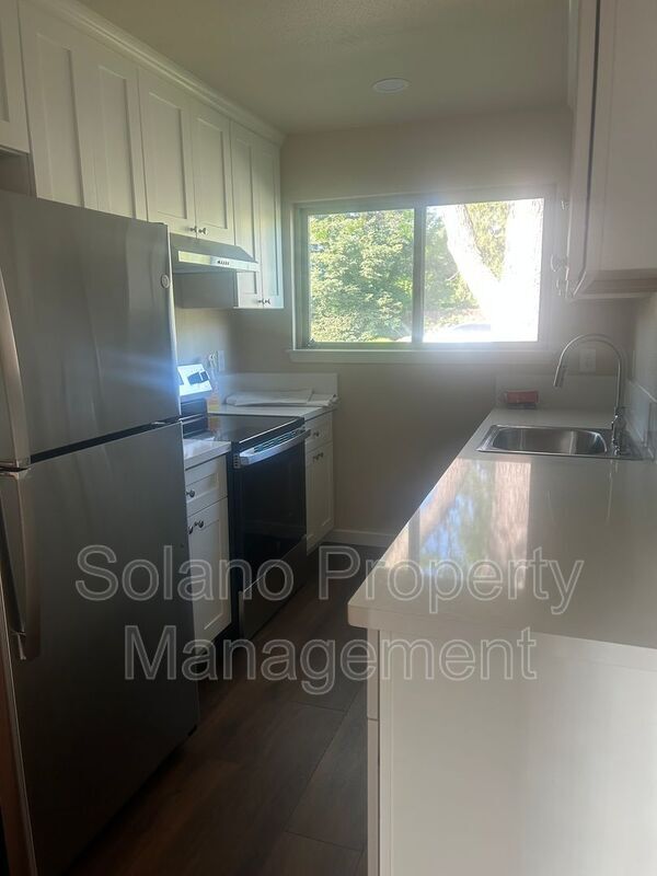 Foto del edificio - 415 4th St