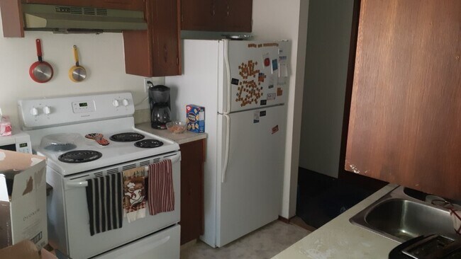 Photo du bâtiment - 0 Bed 0 Bath Unit in Red Deer, AB