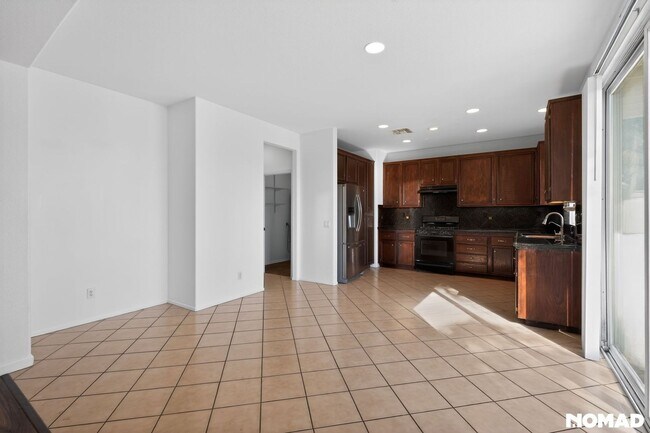 Foto del edificio - 32068 Baywood St