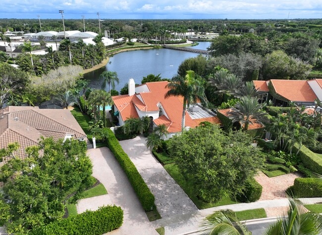 Foto del edificio - 14239 Calypso Ln