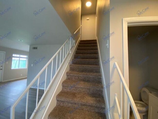 Building Photo - 3106 Trenton Dr
