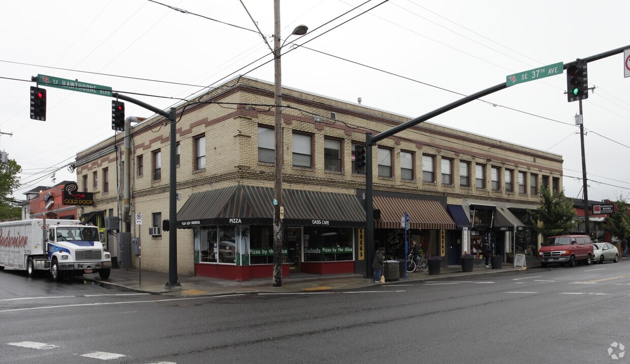 Primary Photo - Powell Building