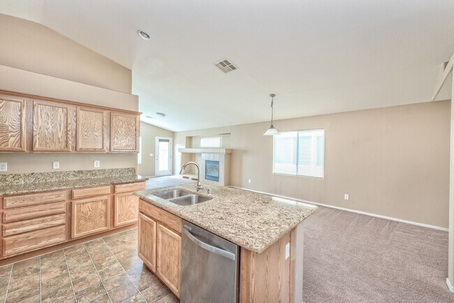 Foto del edificio - 3969 Button Creek Ct