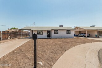 Building Photo - 4641 S 17th Pl