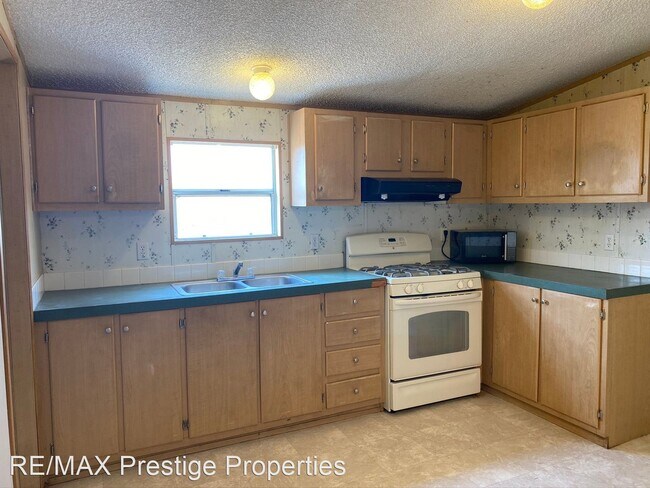 Building Photo - 3 br, 2 bath House - 4229 N Concho Rd