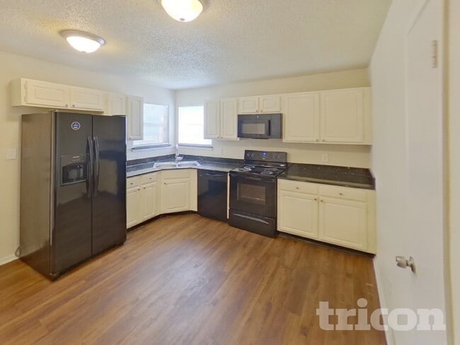 Building Photo - 602 Snapdragon Trail