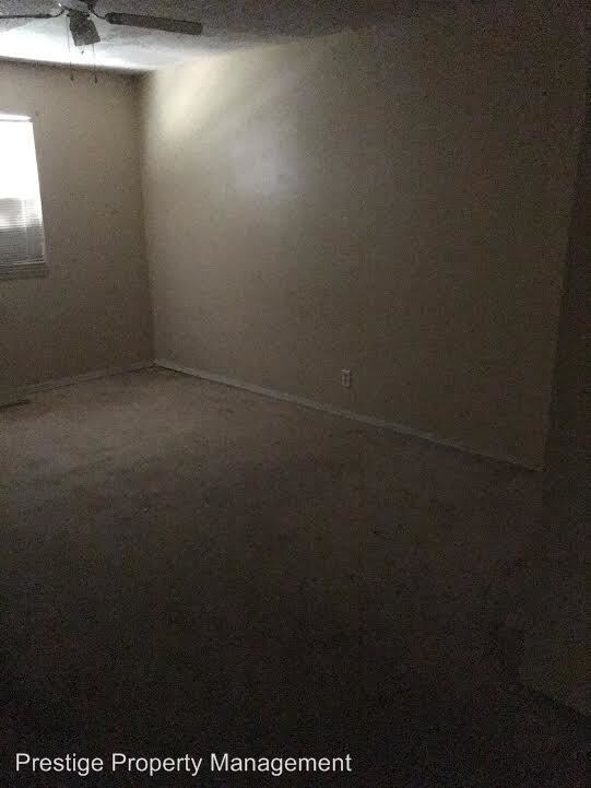 Building Photo - 1200 NW 88th St