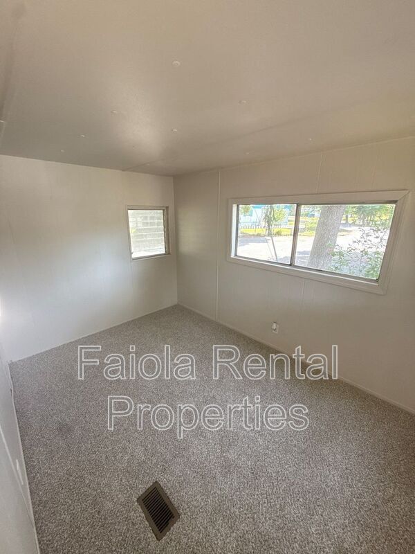 Foto del edificio - 10 Talmar Ln