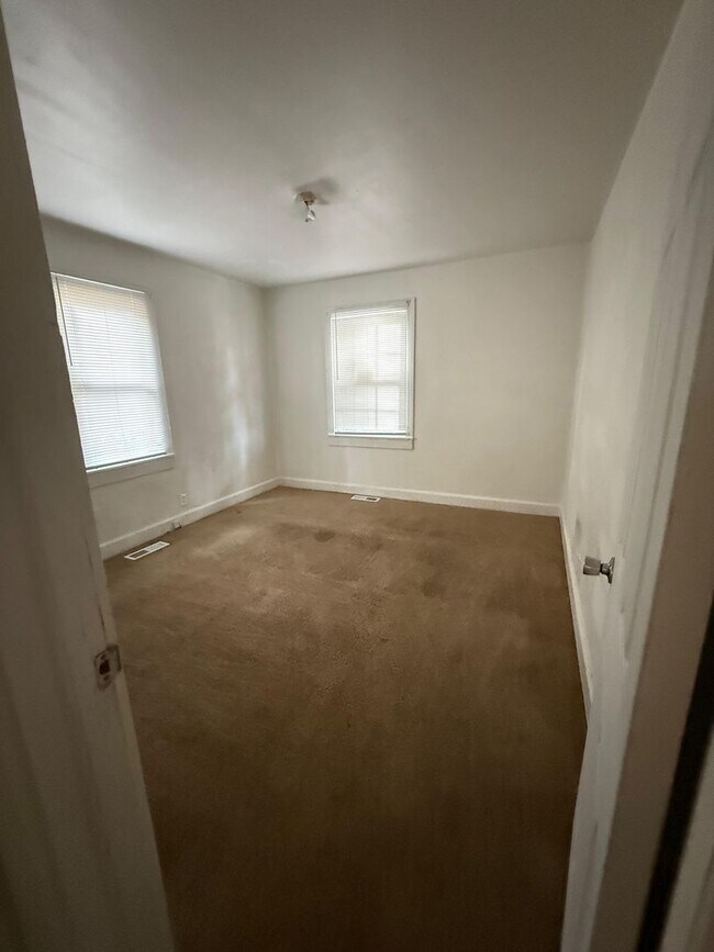 Photo - AVAILABLE NOW! House