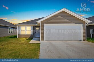 Building Photo - 1416 Bluegrass St