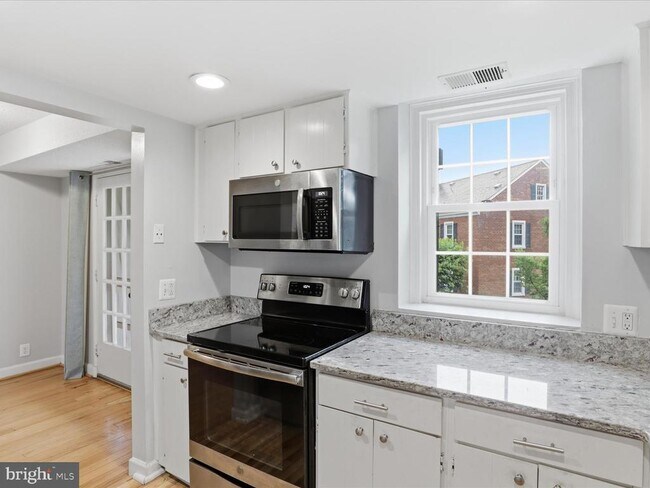 Foto del edificio - 2832 S Abingdon St