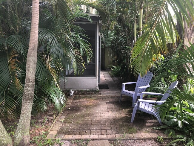 Foto del edificio - 122 19th Ave N