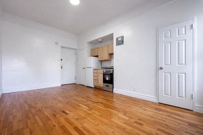 Foto del edificio - 936 W End Ave