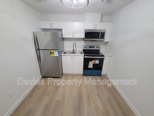 Photo du bâtiment - 8887 Carson Way SW