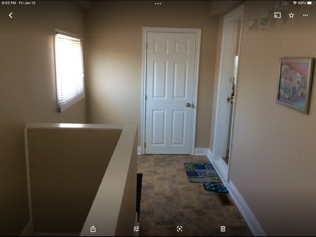 Building Photo - 1215 Labadie Rd