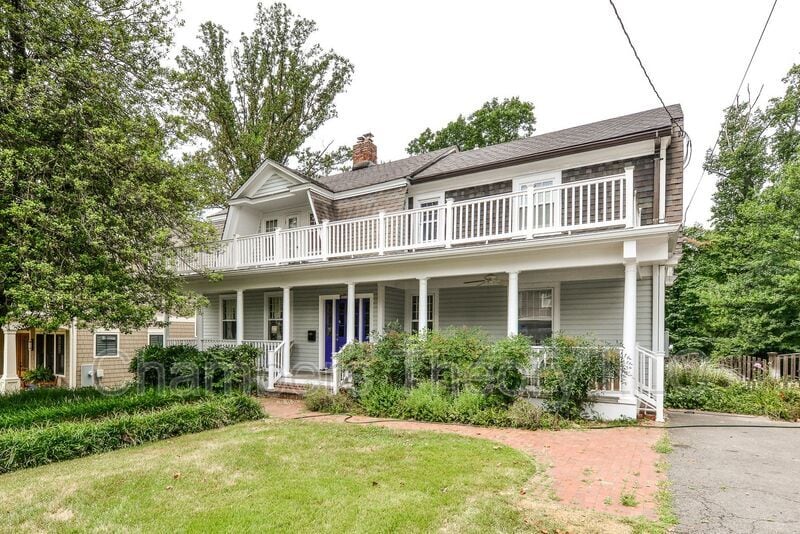 Primary Photo - 2244 N Upton St