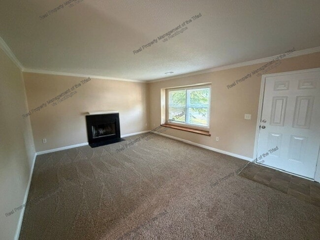 Building Photo - 404 Mt Olive Dr