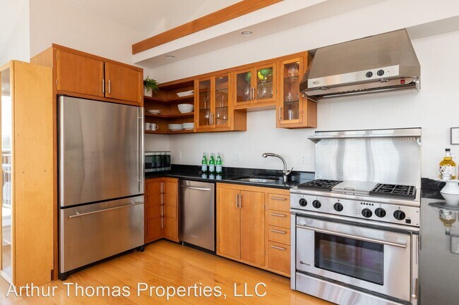 Foto del edificio - 2 br, 2.5 bath House - 121 Bow St. Unit A2