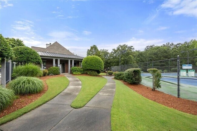 Building Photo - 316 Andridge Ct NW