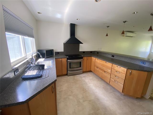 Building Photo - 98-1473-1473 Ka?ahumanu St