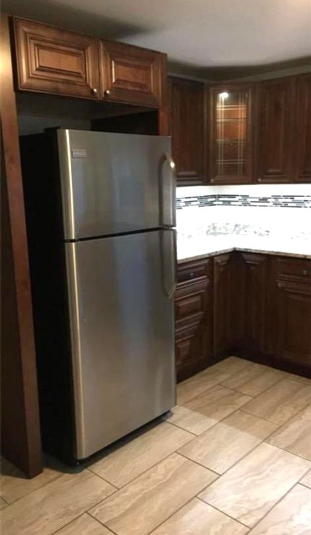 Foto del edificio - Cranston/Garden City – Two Bed Duplex - 2020