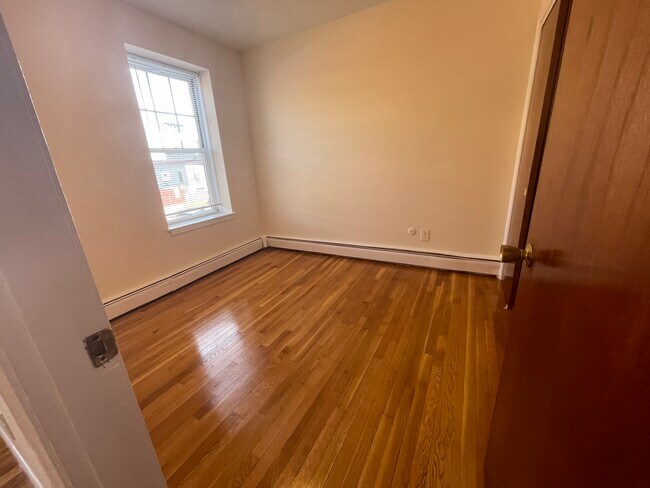 Foto del edificio - 173 Beacon St