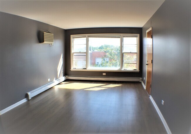 Foto del edificio - 5311 N Northwest Hwy