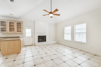 Building Photo - 13626 Cedar Point Dr