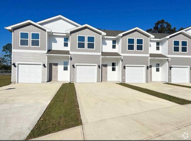 Building Photo - 4083 Pendragon Cir