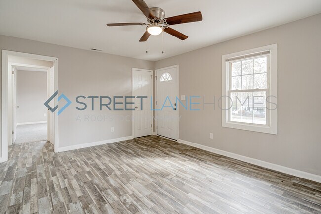 Building Photo - 1038 Jackson St