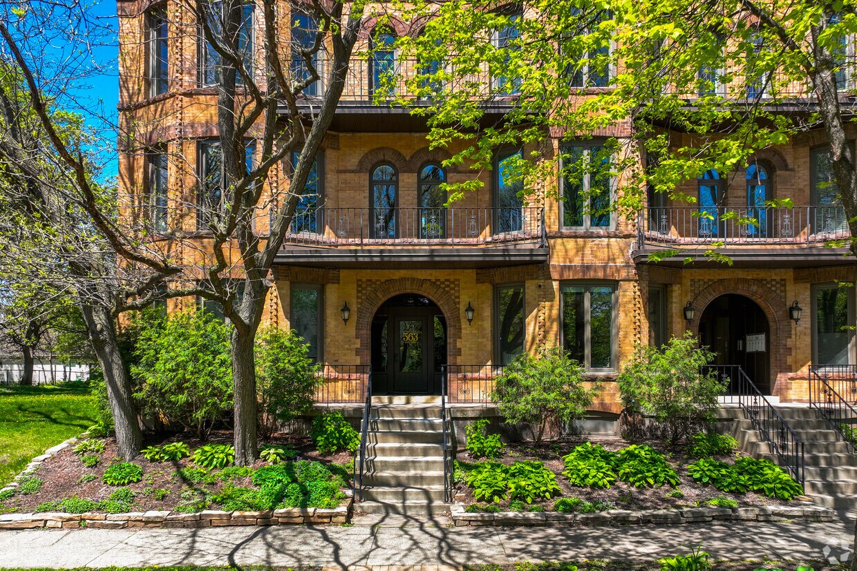 Foto principal - 563 Laurel Ave