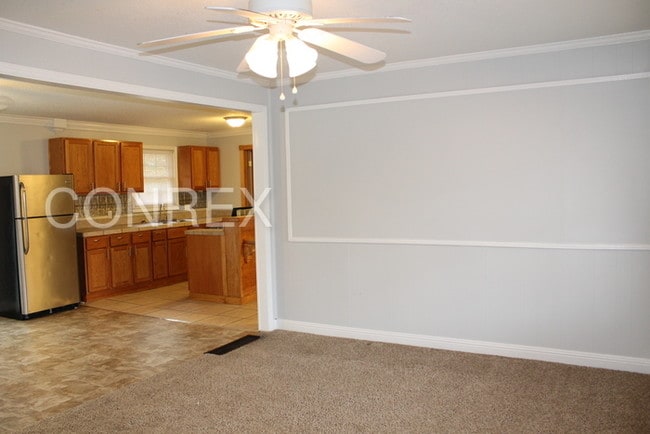 Building Photo - 406 Woodberry Rd