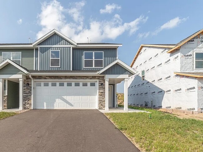 Building Photo - 3308 Green Pastures Ln