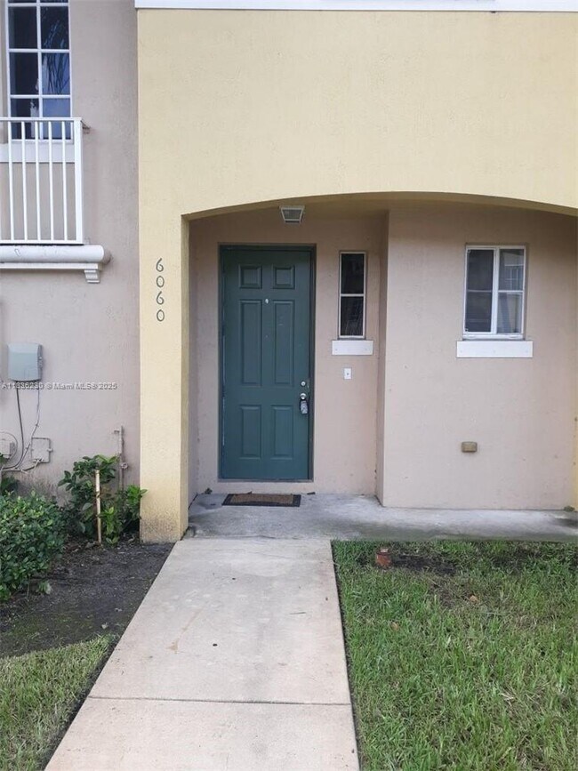 Foto del edificio - 6060 SW 19th Ct