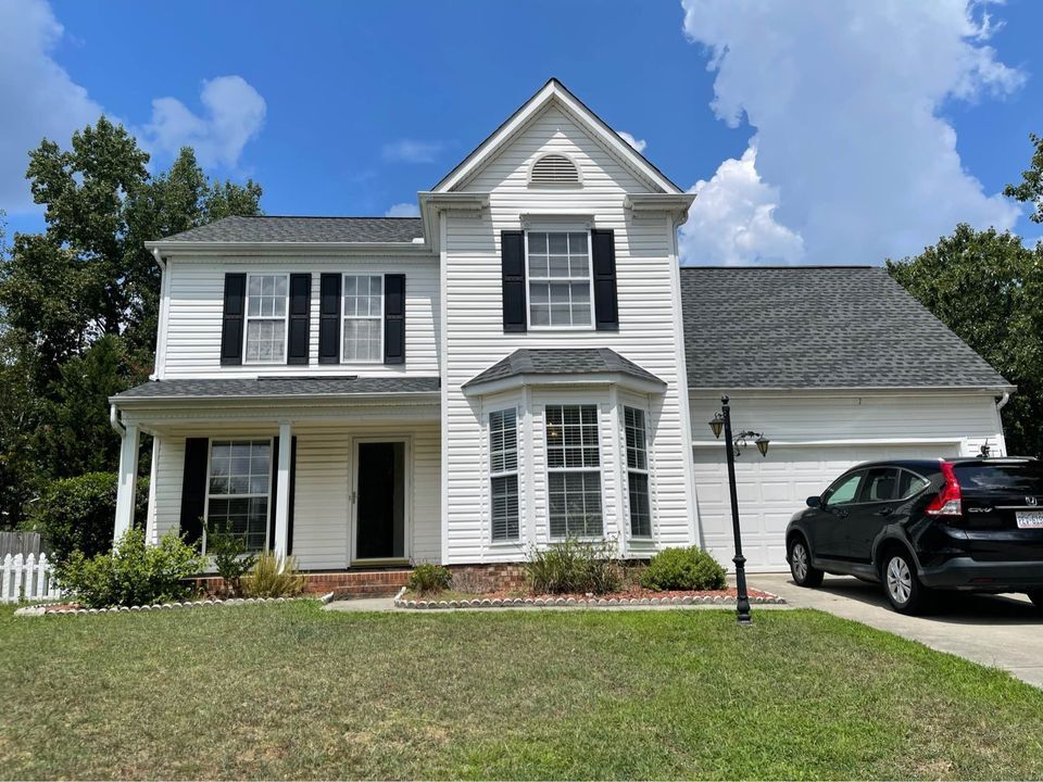 Foto principal - 1235 Kerry Greens Dr