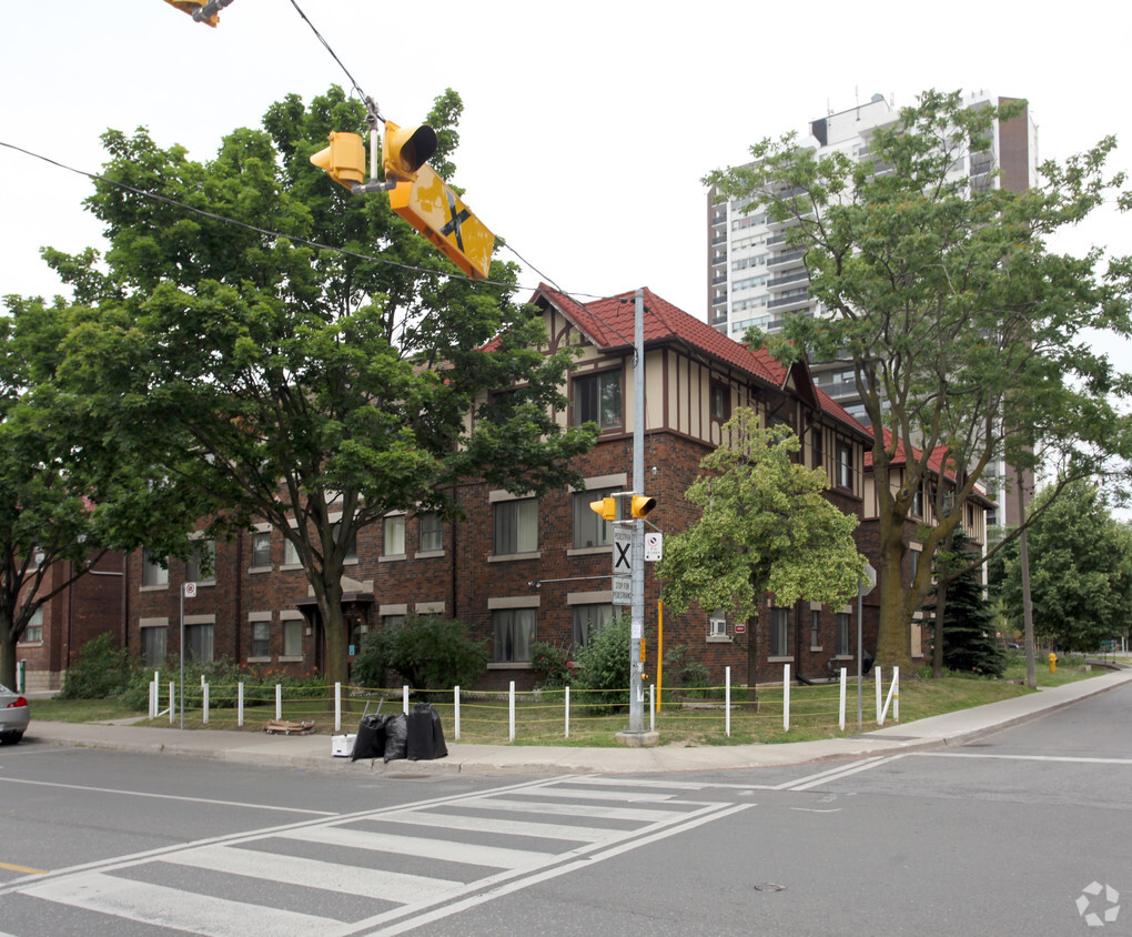 Building Photo - Homes First Society
