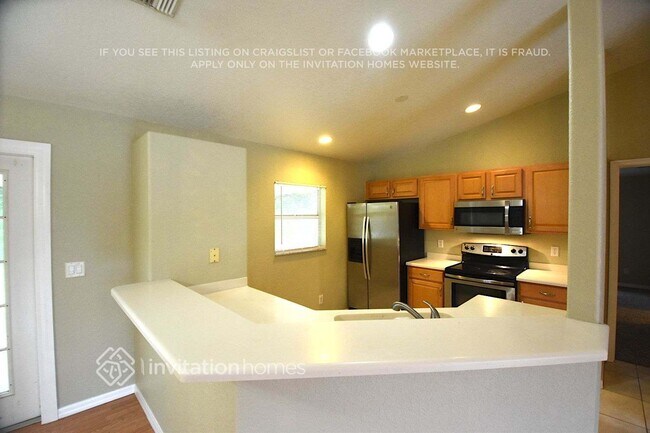 Foto del edificio - 2374 Sultan Ave