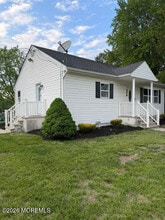 Building Photo - 206 Taylors Mills Rd