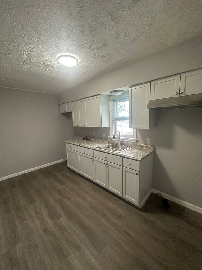 Foto del edificio - Remodeled 4bd Garfield Hts Section 8