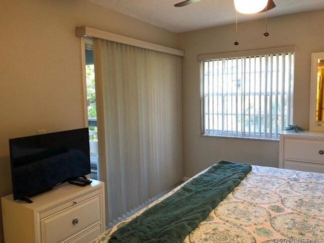 Foto del edificio - 4315 Sea Mist Dr