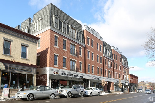 Building Photo - South & Hickory Place