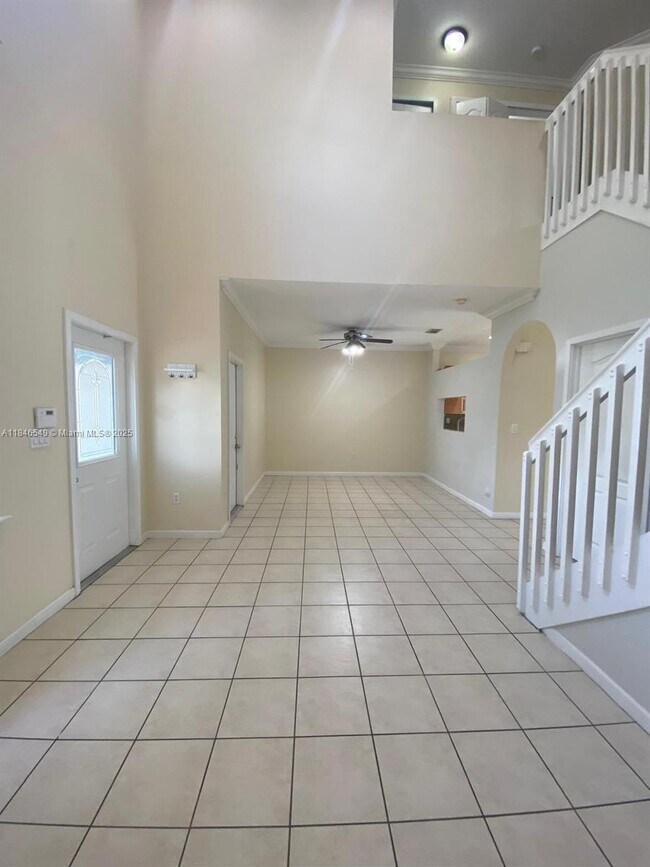 Foto del edificio - 12854 SW 49th Ct