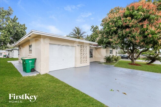 Foto del edificio - 7401 NW 58th St