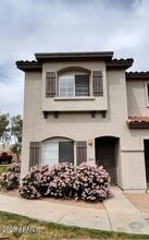 Building Photo - 1961 N Hartford St Building Photo - 1961 N Hartford St