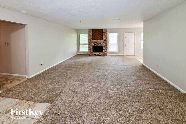 Building Photo - 7514 Blanco Pines Dr
