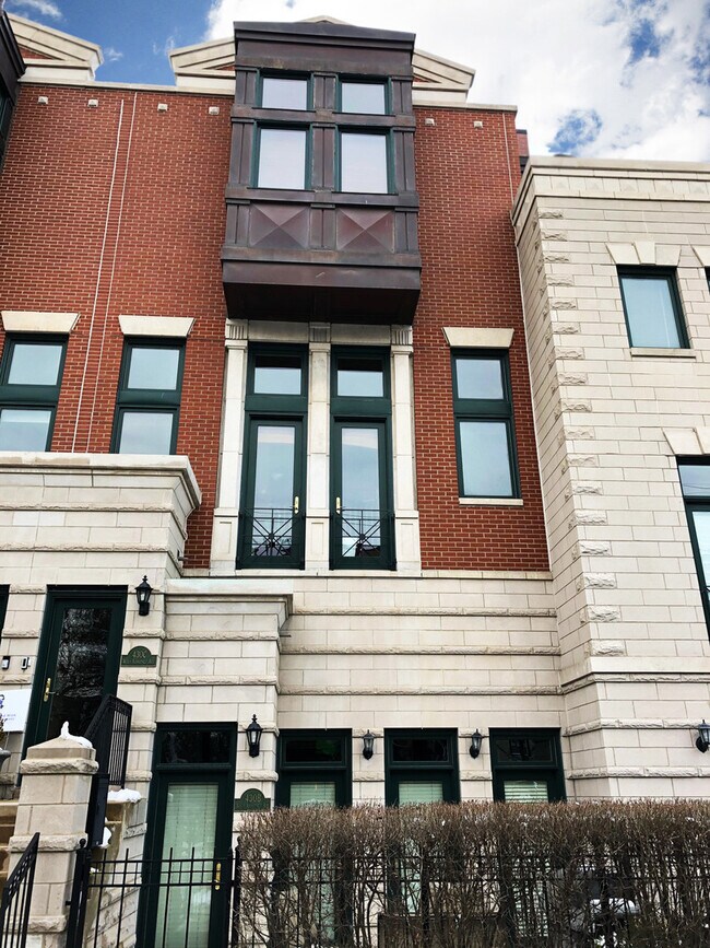 Foto del edificio - 430 W Armitage Ave