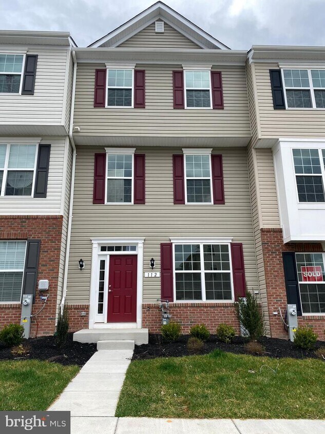 Foto del edificio - 112 Ironwood Ct