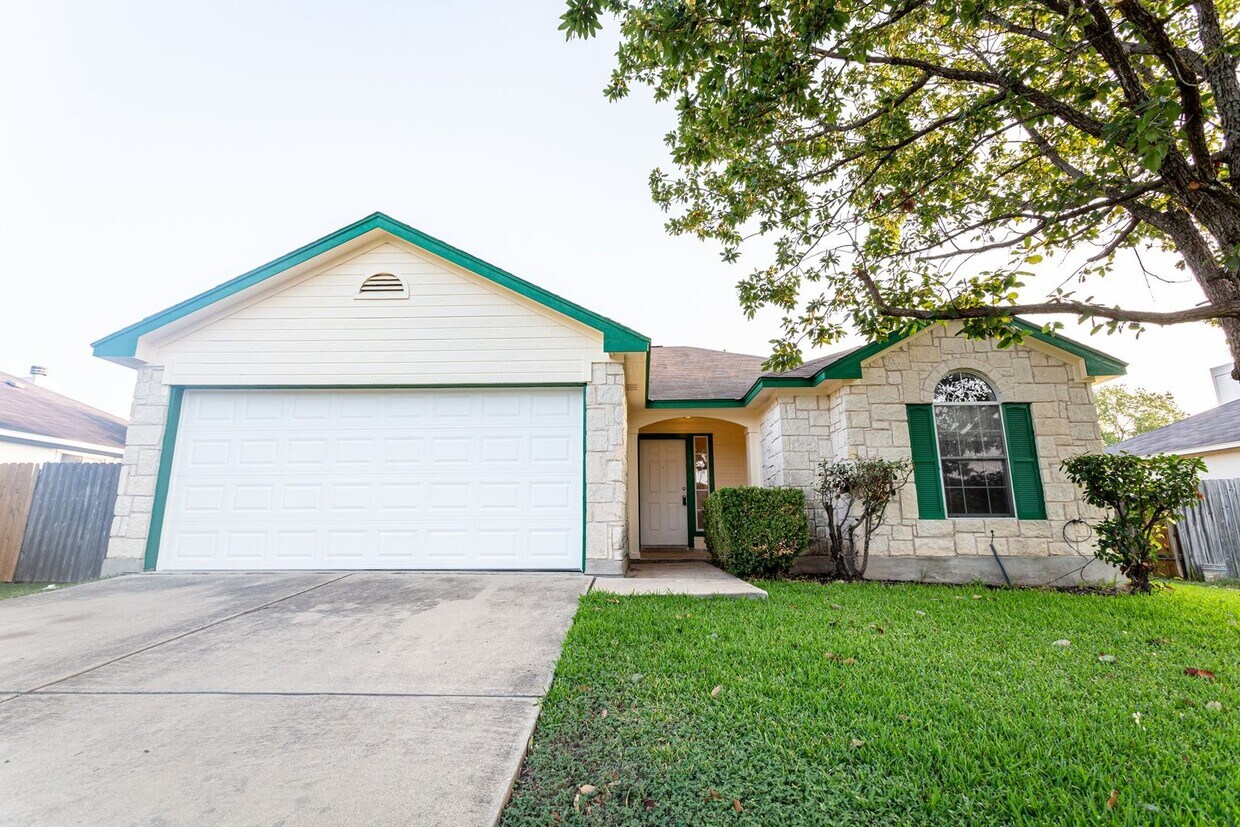 Primary Photo - Charming 3-Bedroom, 2-Bath Single-Family Home