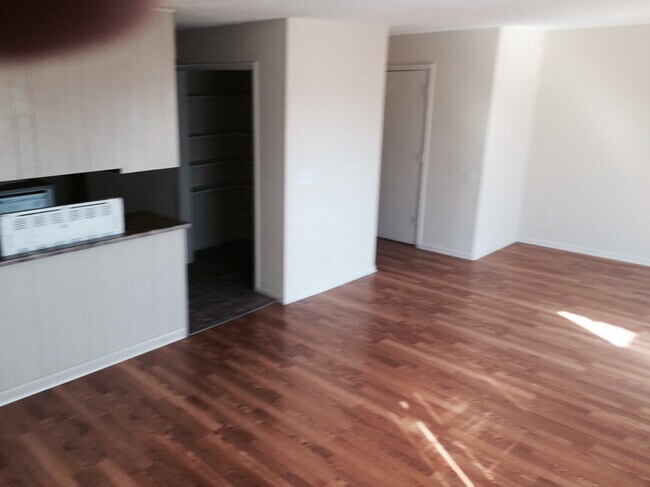 Foto del edificio - 149 E Highland Rd