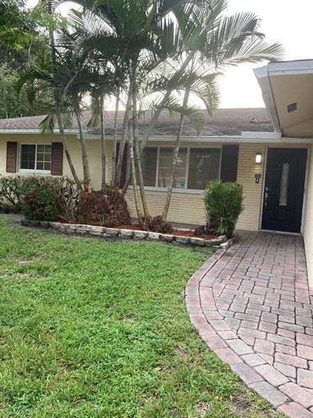 Primary Photo - 6721 NW 26th Ave